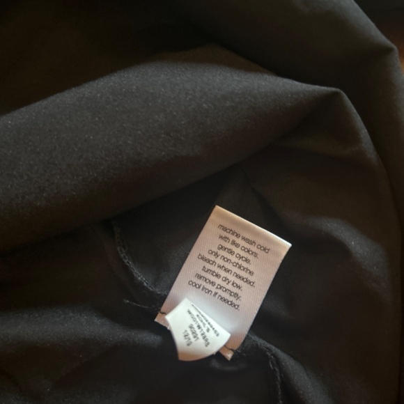 ELIZABETH and JAMES Black Blouse size Large - Picture 5 of 8
